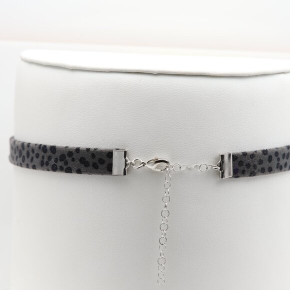 Gray Leopard Choker Adjustable Length Trendy Chokers (#25b) - Picture 5 of 9